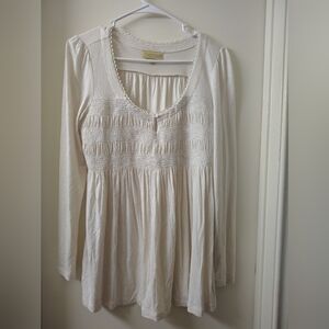 Princess Vera Wang Cream Pintuck Blouse